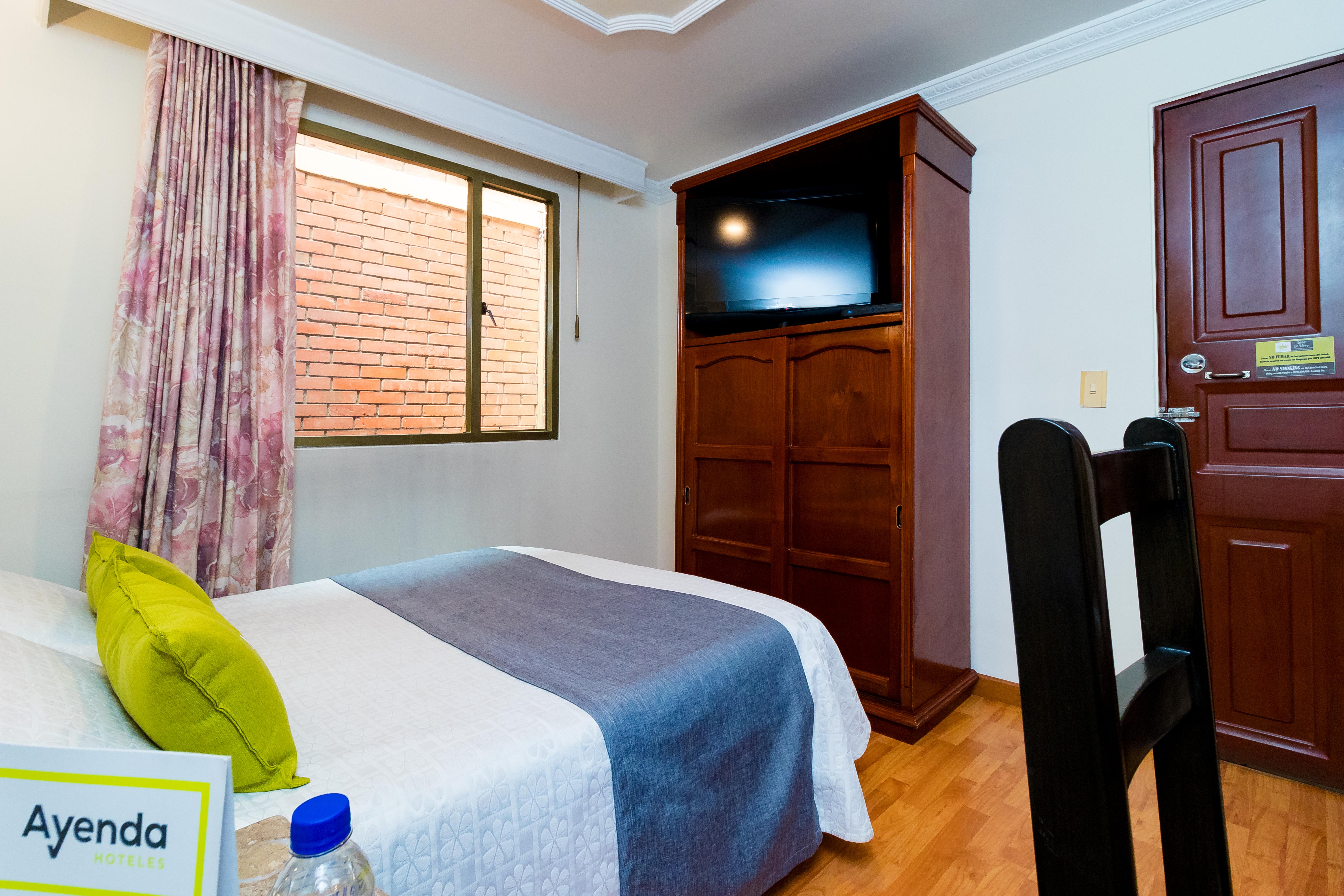 Hotel Virrey Central Богота Екстериор снимка