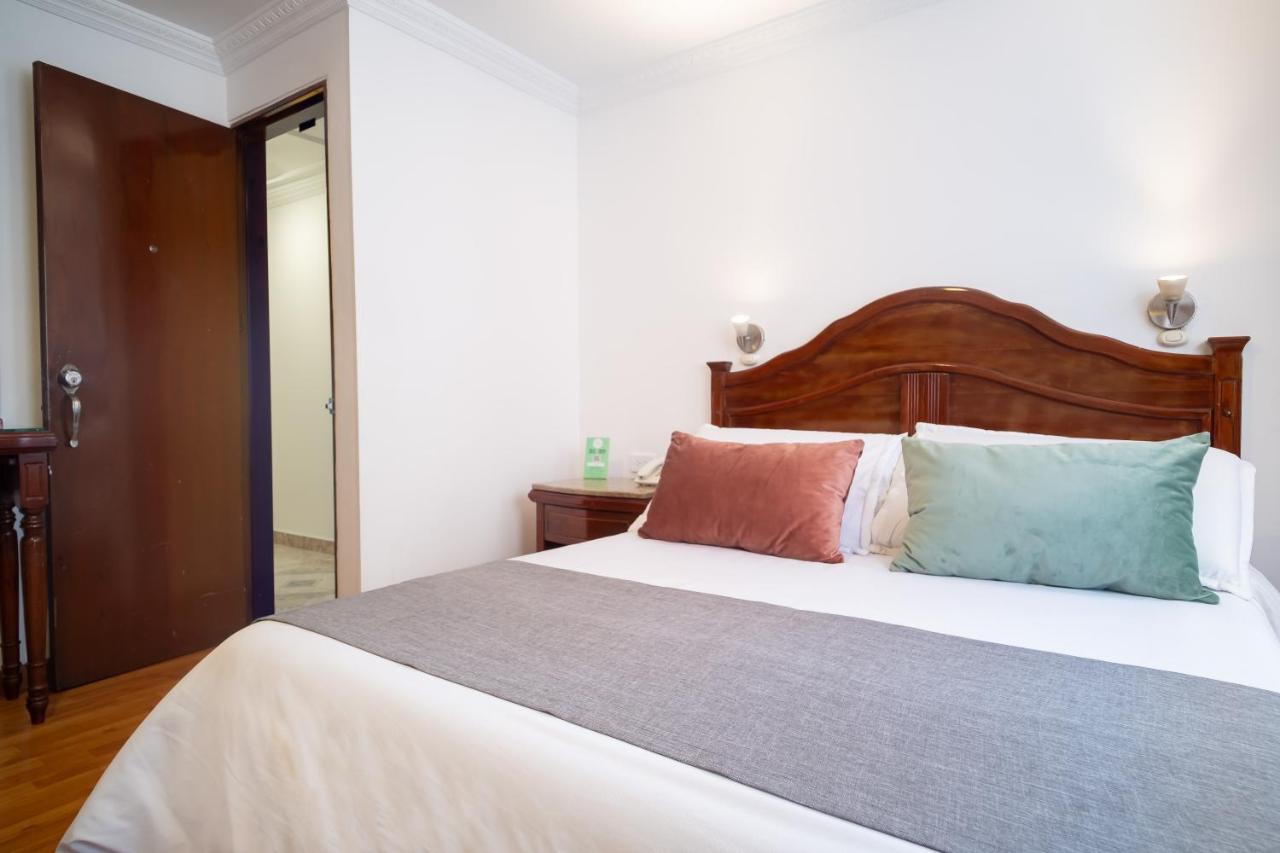 Hotel Virrey Central Богота Екстериор снимка