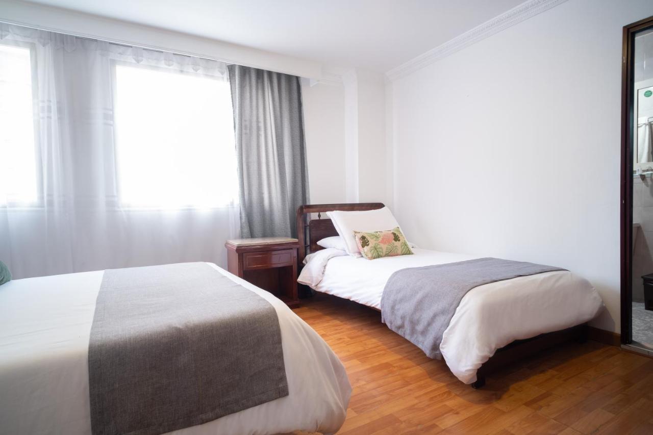Hotel Virrey Central Богота Екстериор снимка