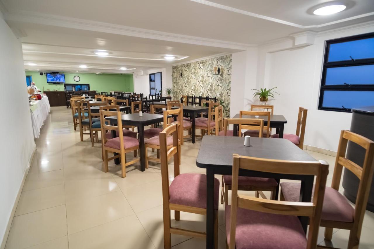 Hotel Virrey Central Богота Екстериор снимка