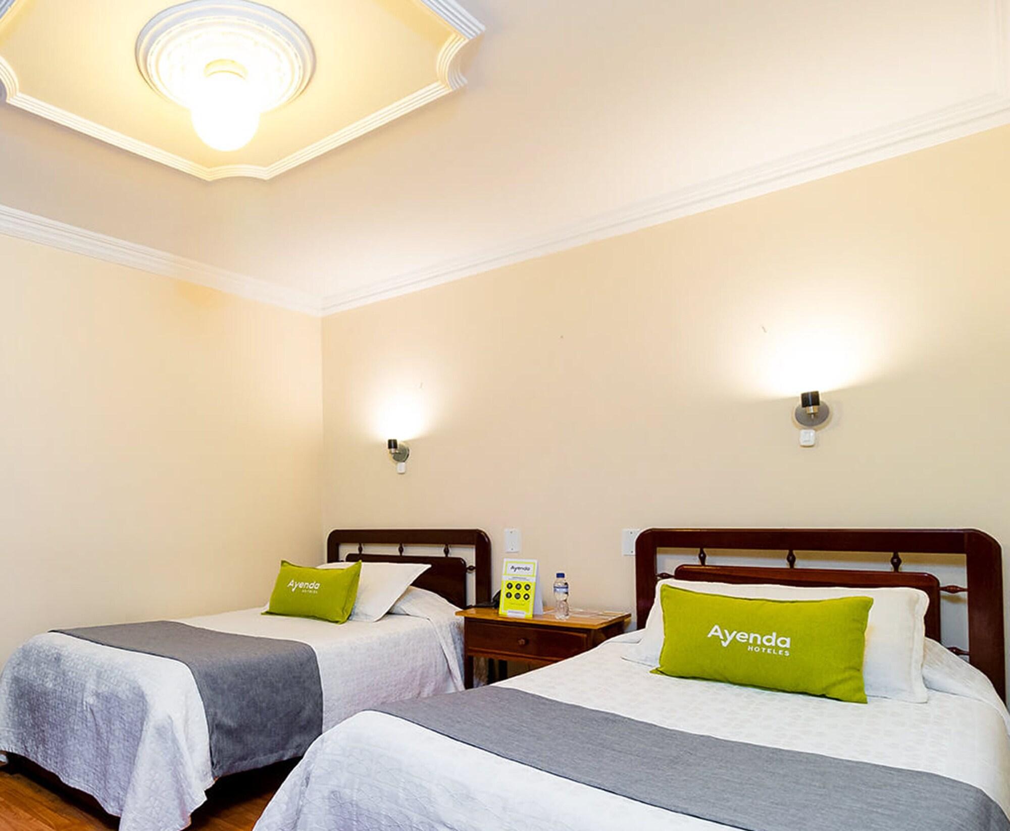 Hotel Virrey Central Богота Екстериор снимка