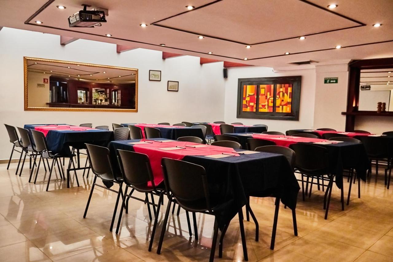 Hotel Virrey Central Богота Екстериор снимка